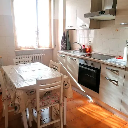 Novara Suite Quarto foto
